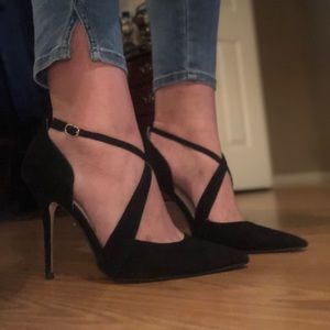Jessica Simpson Black strappy heels